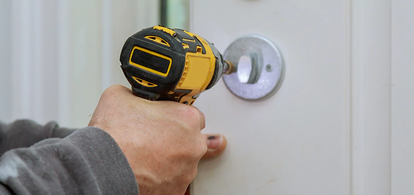 Street Locksmith For Smart Lock Repair in Rowland Heights, CA
